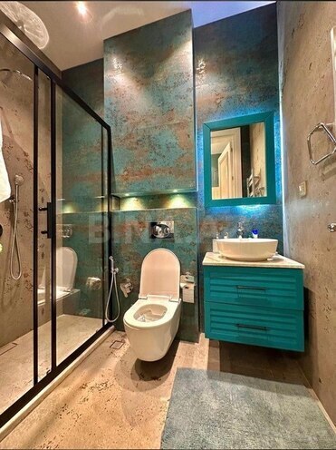 6 otaqlı həyət evi/bağ evi - Mərdəkan q. - 300 m² (12)