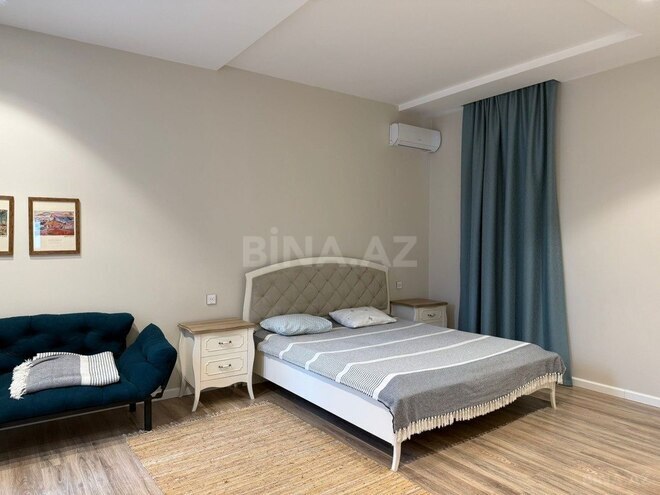5 otaqlı həyət evi/bağ evi - Mərdəkan q. - 220 m² (22)