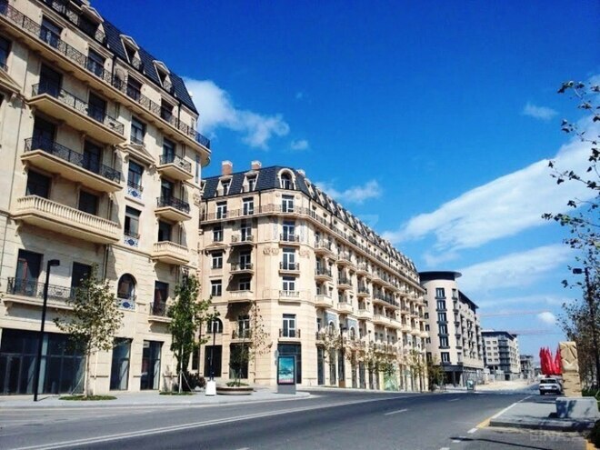 Obyekt - Ağ şəhər q. - 240 m² (2)