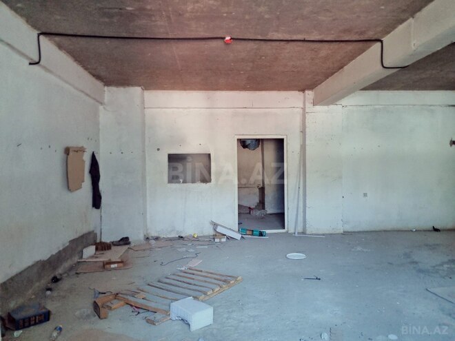 Obyekt - Ağ şəhər q. - 240 m² (5)
