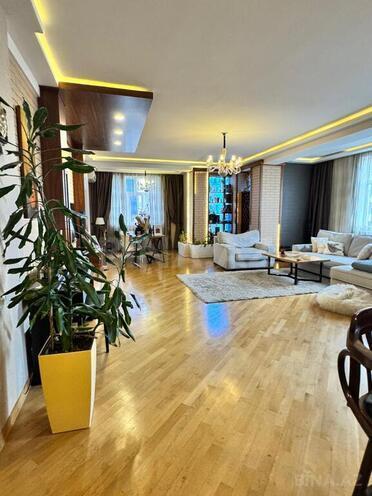 4-комн. новостройка - м. 28 мая - 220 м² (2)