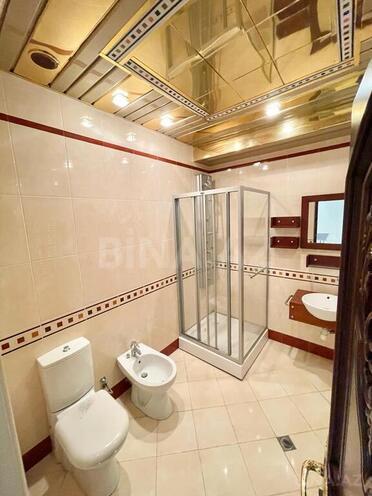 10 otaqlı həyət evi/bağ evi - Sulutəpə q. - 1200 m² (17)