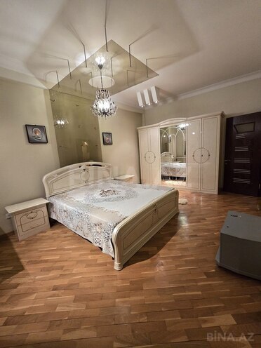2-комн. новостройка - м. 28 мая - 95 м² (3)