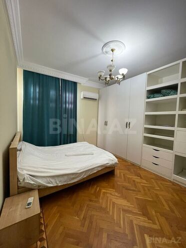 5 otaqlı həyət evi/bağ evi - Badamdar q. - 400 m² (13)