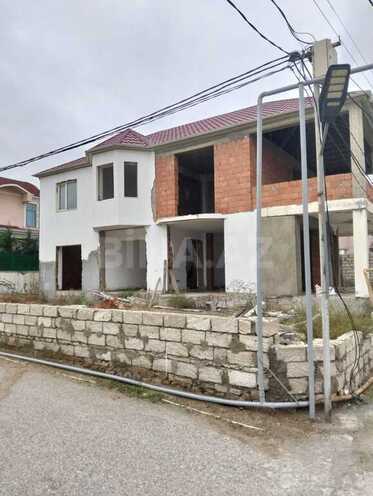 8 otaqlı həyət evi/bağ evi - Şüvəlan q. - 250 m² (1)