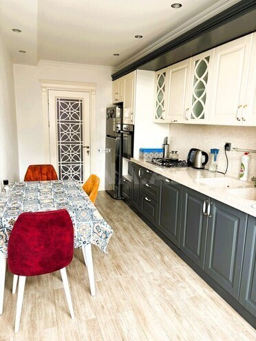 4-комн. вторичка - Наримановский  р. - 120 м² (13)