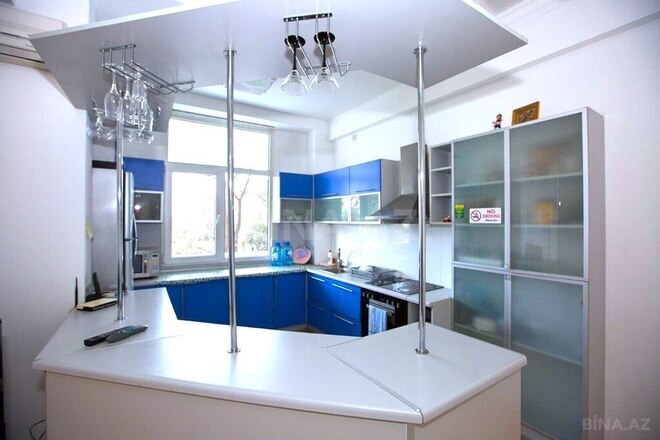 Продаётся 4-комн. вторичка 128 м², м. Ичеришехер, photo 11 from 29