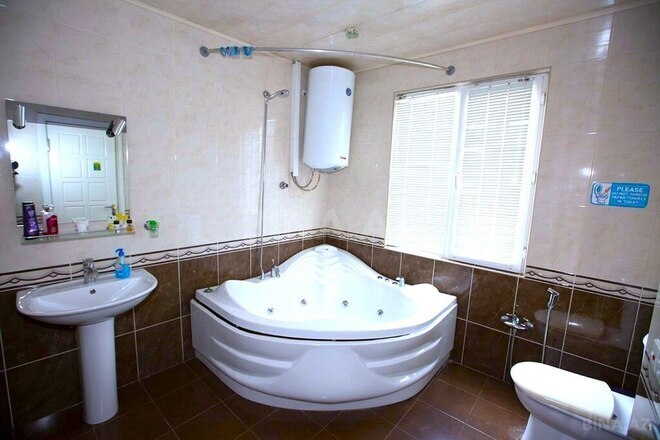 Продаётся 4-комн. вторичка 128 м², м. Ичеришехер, photo 15 from 29