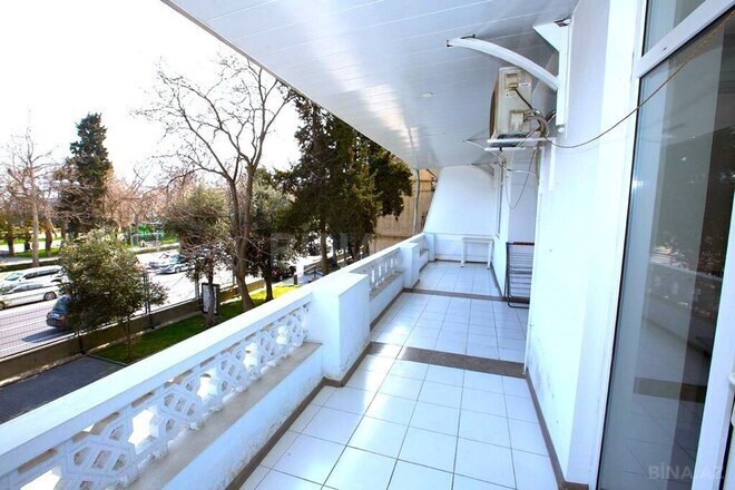 Продаётся 4-комн. вторичка 128 м², м. Ичеришехер, photo 7 from 29