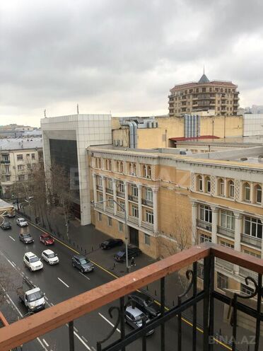 2 otaqlı köhnə tikili - 28 May m. - 55 m² (3)