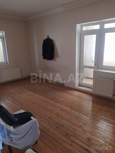 Satılır 4 otaqlı köhnə tikili 110 m², Xalqlar Dostluğu m., photo 4 from 32