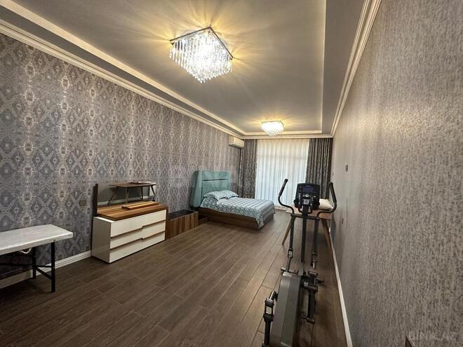 5 otaqlı həyət evi/bağ evi - Novxanı q. - 400 m² (22)