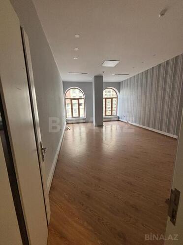 3-комн. офис - Насиминский  р. - 222 м² (3)