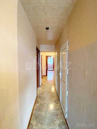 Satılır 3 otaqlı köhnə tikili 70 m², Qara Qarayev m., photo 12 from 16