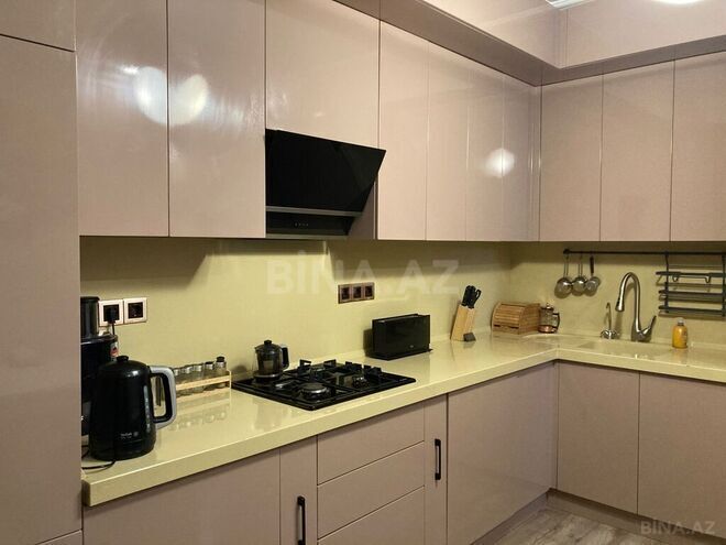 3 otaqlı yeni tikili - 8 Noyabr m. - 99 m² (12)