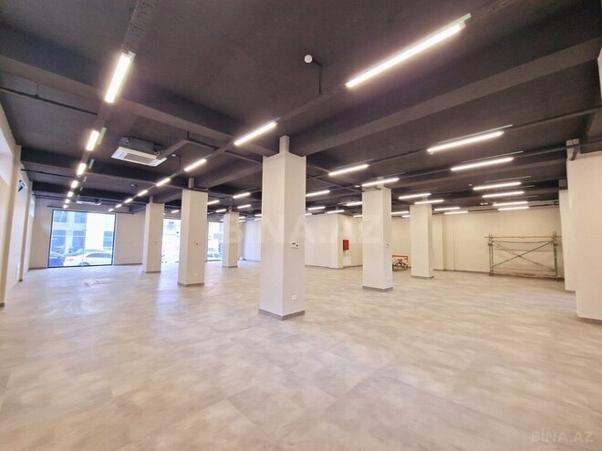 Obyekt - 8 Noyabr m. - 2000 m² (1)