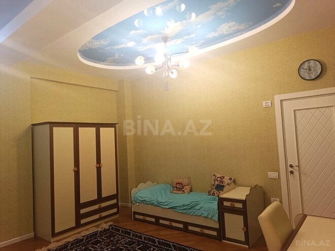 3-комн. новостройка - м. 28 мая - 140 м² (15)