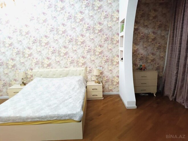 3-комн. новостройка - м. 28 мая - 140 м² (10)