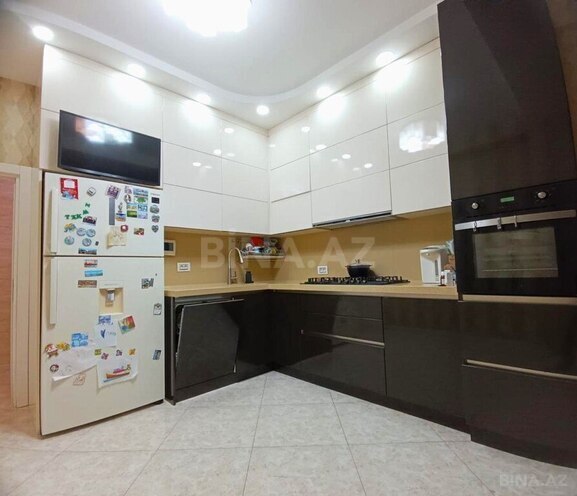 3-комн. новостройка - м. 28 мая - 140 м² (6)