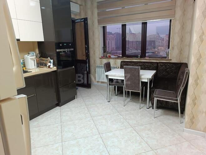 3-комн. новостройка - м. 28 мая - 140 м² (5)