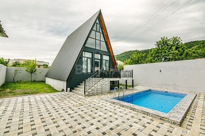 4 otaqlı həyət evi/bağ evi - Qəbələ - 180 m² (1)