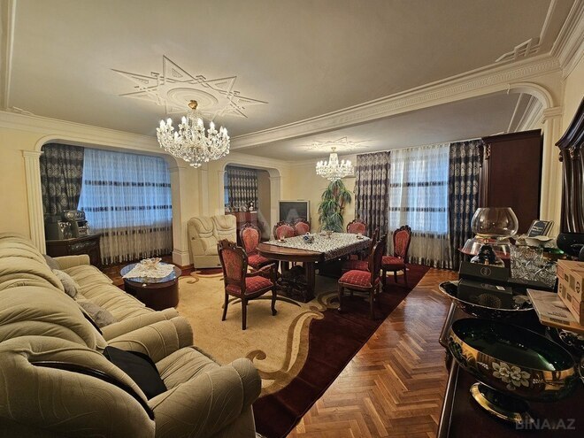5 otaqlı köhnə tikili - Azadlıq Prospekti m. - 130 m² (1)