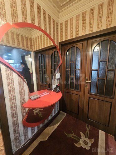 5 otaqlı köhnə tikili - Azadlıq Prospekti m. - 130 m² (16)