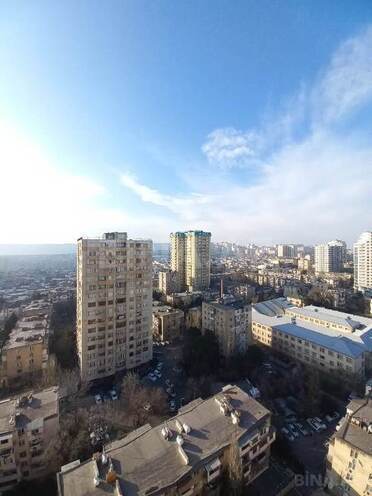 Продаётся 4-комн. новостройка 185 м², м. Элмляр Академиясы, photo 13 from 24
