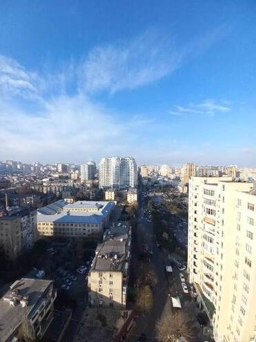 Продаётся 4-комн. новостройка 185 м², м. Элмляр Академиясы, photo 14 from 24
