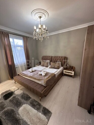 7 otaqlı həyət evi/bağ evi - Qəbələ - 230 m² (12)