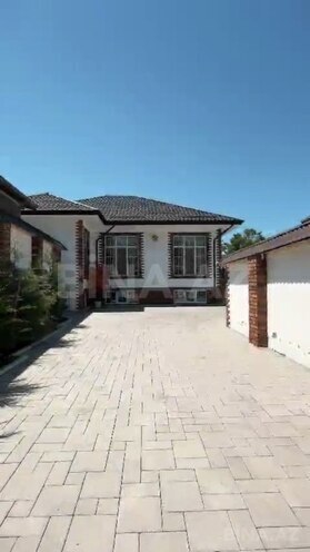7 otaqlı həyət evi/bağ evi - Qəbələ - 230 m² (3)