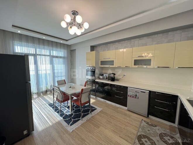 4 otaqlı yeni tikili - Şah İsmayıl Xətai m. - 224 m² (5)