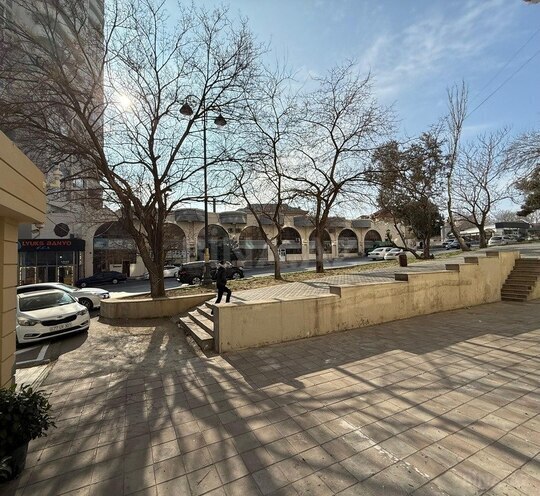 Obyekt - 8 Noyabr m. - 30 m² (14)