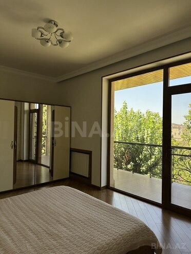 5 otaqlı həyət evi/bağ evi - Novxanı q. - 200 m² (12)