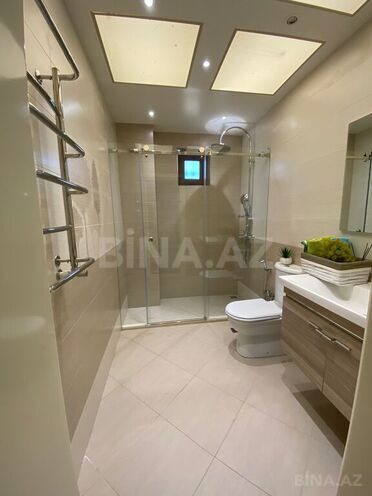 5 otaqlı həyət evi/bağ evi - Novxanı q. - 360 m² (20)