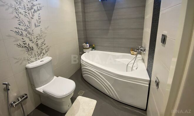 5 otaqlı həyət evi/bağ evi - Novxanı q. - 360 m² (8)