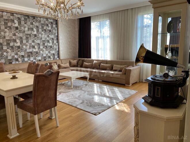 5 otaqlı həyət evi/bağ evi - Novxanı q. - 360 m² (17)