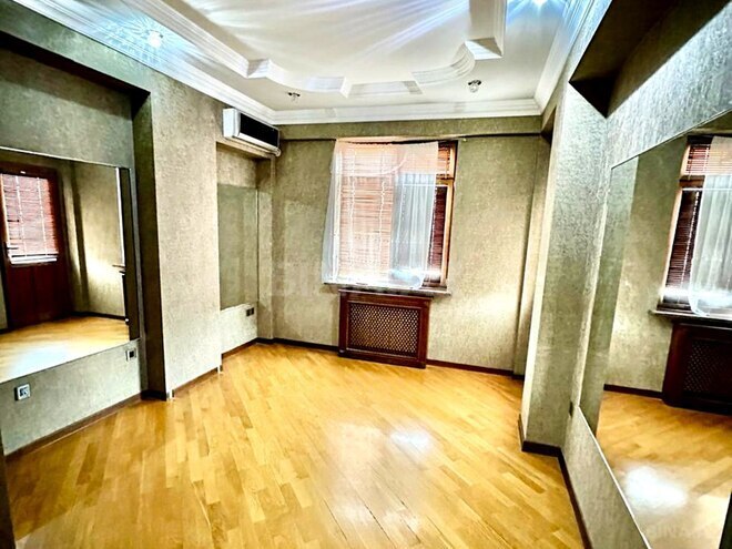 Satılır 5 otaqlı yeni tikili 242.3 m², Qara Qarayev m., photo 16 from 30