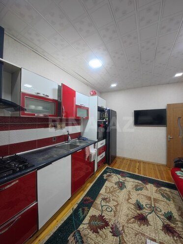 6 otaqlı həyət evi/bağ evi - Bakıxanov q. - 250 m² (24)