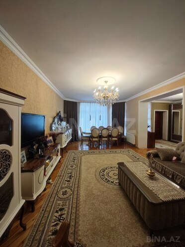 6 otaqlı həyət evi/bağ evi - Bakıxanov q. - 250 m² (15)