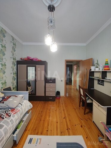 6 otaqlı həyət evi/bağ evi - Bakıxanov q. - 250 m² (8)