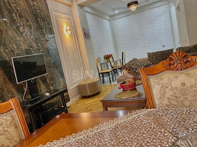 3 otaqlı yeni tikili - Şah İsmayıl Xətai m. - 110 m² (6)
