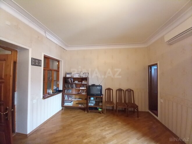 4 otaqlı köhnə tikili - Həzi Aslanov q. - 93 m² (10)