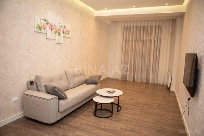 2-комн. новостройка - м. 28 мая - 70.8 м² (2)