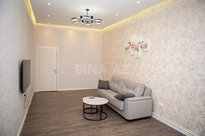 2-комн. новостройка - м. 28 мая - 70.8 м² (3)