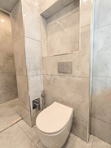 2-комн. новостройка - м. 28 мая - 70.8 м² (13)
