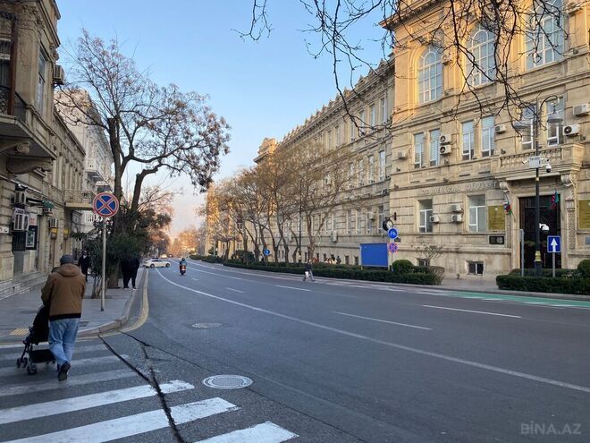 3 otaqlı köhnə tikili - İçəri Şəhər m. - 100 m² (1)