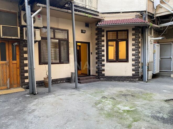 3 otaqlı köhnə tikili - İçəri Şəhər m. - 100 m² (3)