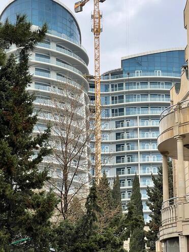3 otaqlı yeni tikili - Elmlər Akademiyası m. - 129.1 m² (1)