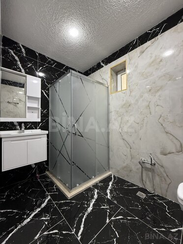 4 otaqlı həyət evi/bağ evi - Şüvəlan q. - 175 m² (17)